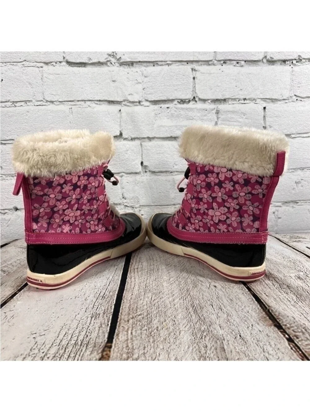 Merrell Girls Spruzzi Waterproof Rain / Snow Boots Size 5 Pink Floral
